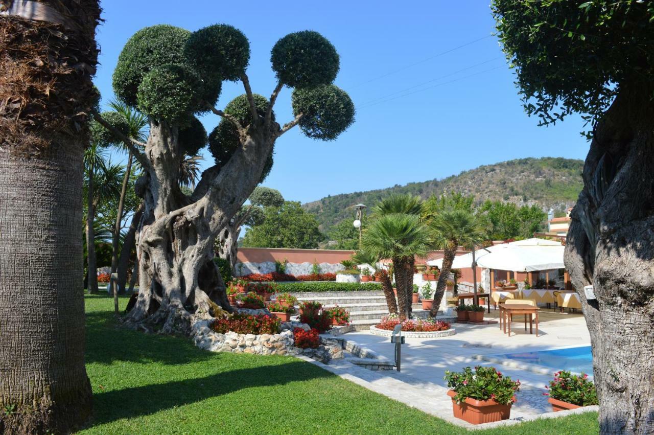 Villa Dei Fiori Montoro Inferiore Екстер'єр фото